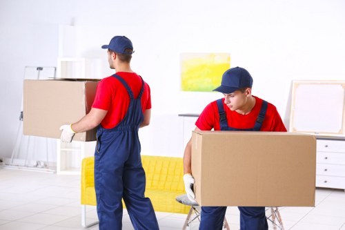 Short-term storage units in Stjohns for temporary household needs