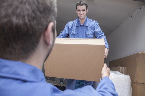 Customer booking a self storage service agreement
